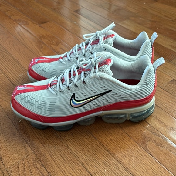 Nike Other - Nike Air Max 360 EUC